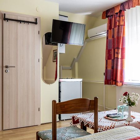Magdalena Apartmanhaz Кестхей Экстерьер фото