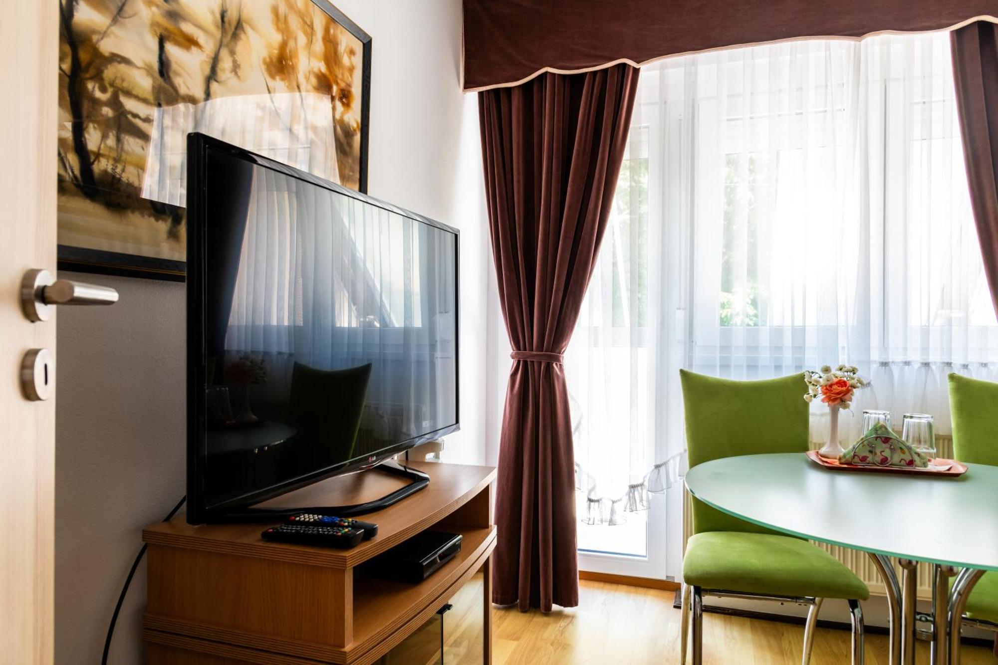 Magdalena Apartmanhaz Кестхей Экстерьер фото