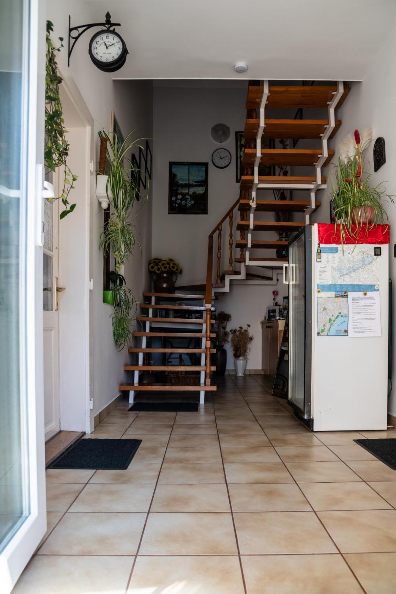 Magdalena Apartmanhaz Кестхей Экстерьер фото